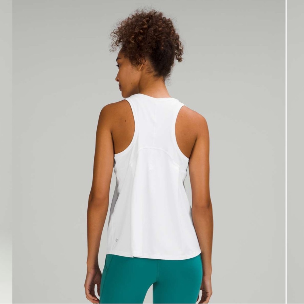 Lululemon white essential train tank NWT - Picture 2 of 10